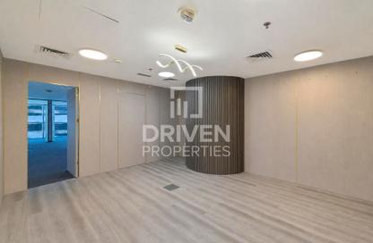 Office Space - Studio for rent in Burj Al Salam - Sheikh Zayed Road - Dubai