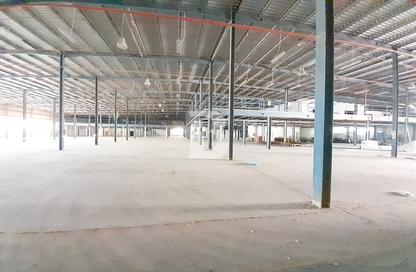 Warehouse - Studio for rent in Phase 2 - Dubai Investment Park (DIP) - Dubai