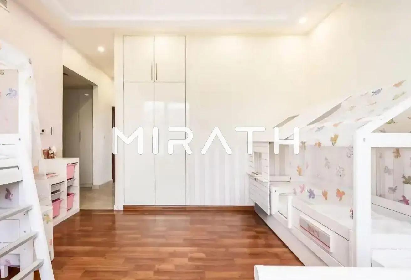 Modern 4BR Villa | Backyard Garden| Prime Location photo 16