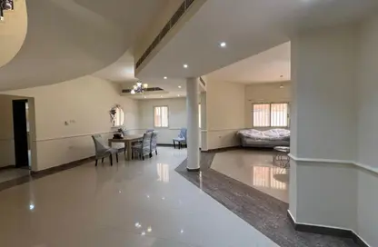 فيلا - 4 غرف نوم - 7 حمامات للايجار في فلل الروضة 2 - 2  الروضة - الروضة - عجمان