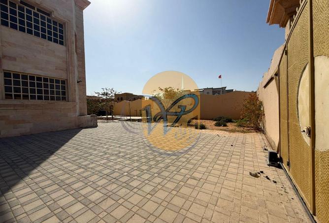 73168927 - صورة العقار 2