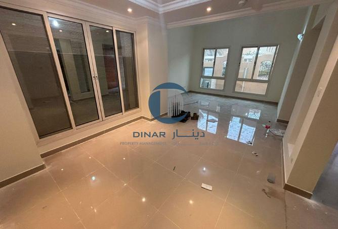 75011898 - Property Main Image