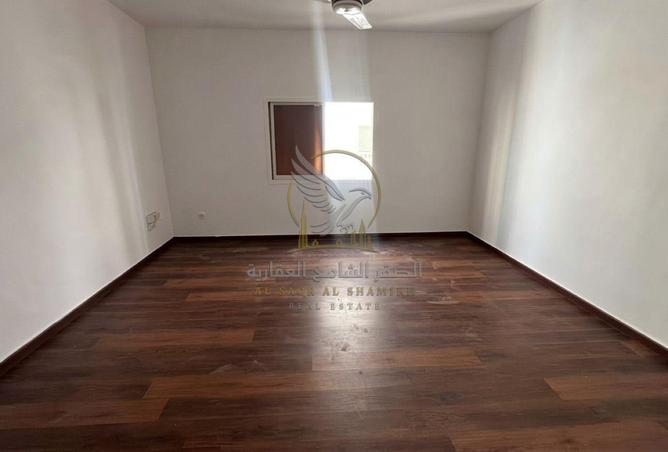 142373906 - Property Image 3