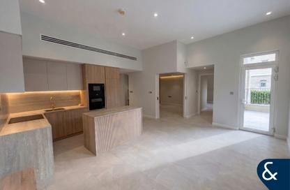 Apartment - 1 - 2 for sale in Dickens Circus 1 - Dickens Circus - Motor City - Dubai Apartment - 1 - 2 for sale in Dickens Circus 1 - Dickens Circus - Motor City - Dubai