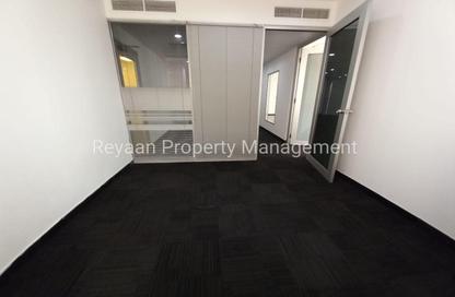 Office Space - Studio - 1 for rent in Al Karama Sqaure - Al Karama - Dubai