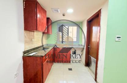 Apartment - Studio - 1 for rent in Fire Station Road - Muwaileh - Sharjah
