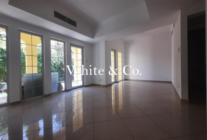 76165202 - Property Image 3