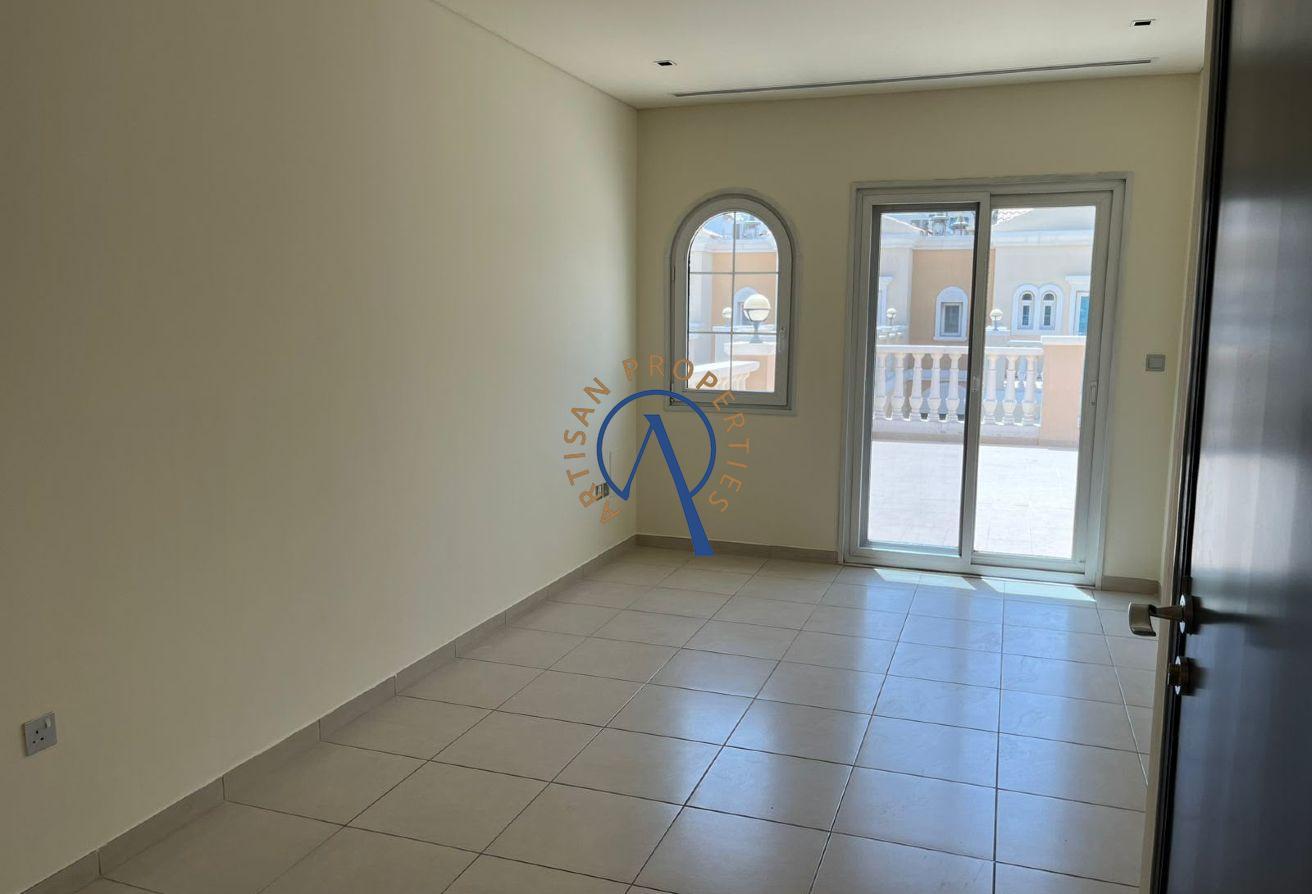 CORNER TOWNHOUSE | PRIVATE GARDEN | CALL NOW photo 9