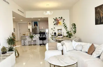 Apartment - 2 Bedrooms - 3 Bathrooms for rent in Topaz Avenue - Al Furjan - Dubai