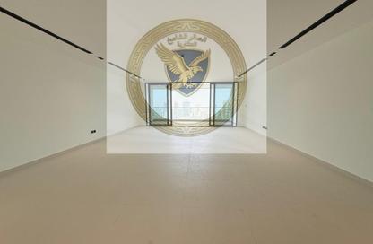 Apartment - 3 Bedrooms - 5 Bathrooms for rent in Al Mamzar - Al Mamzar - Sharjah - Sharjah