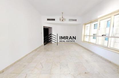 Apartment - 2 Bedrooms - 2 Bathrooms for rent in New Al Taawun Road - Al Taawun - Sharjah