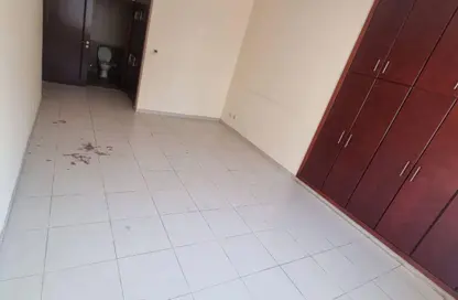 Apartment - 2 Bedrooms - 3 Bathrooms for rent in Al Khan - Sharjah