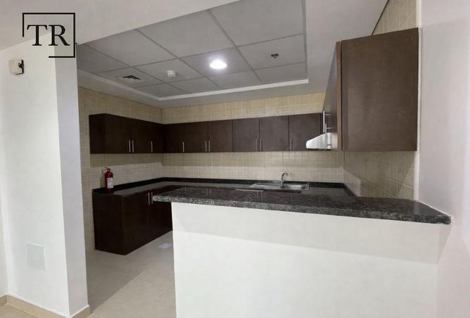 78183136 - Property Image 3