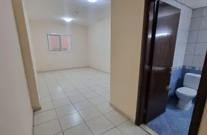 شقة - 2 غرف نوم - 3 حمامات للايجار في المجاز 3 - المجاز - الشارقة