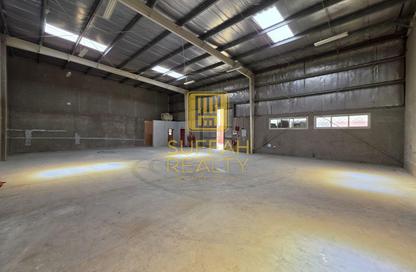 Warehouse - Studio - 1 for rent in Al Quoz Industrial Area 4 - Al Quoz Industrial Area - Al Quoz - Dubai Warehouse - Studio - 1 for rent in Al Quoz Industrial Area 4 - Al Quoz Industrial Area - Al Quoz - Dubai