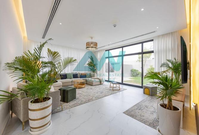 141913605 - Property Main Image