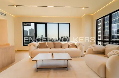 Apartment - 1 Bedroom - 1 Bathroom for sale in South Ridge 6 - South Ridge - Downtown Dubai - Dubai