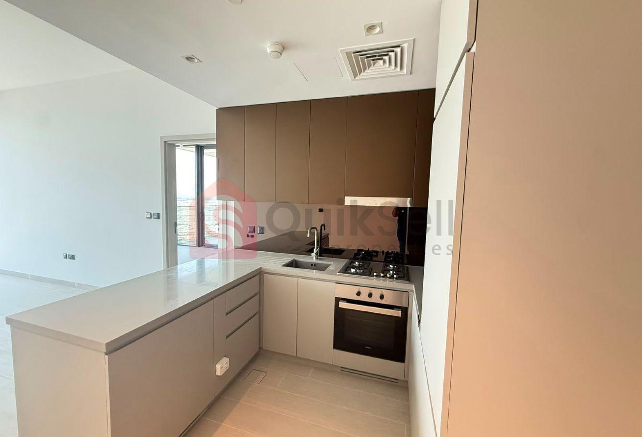 READY TO MOVE |BRAND NEW APT|REGALIA BUSINESS BAY photo 3