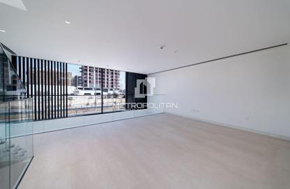 Townhouse - 3 Bedrooms - 4 Bathrooms for rent in Nad Al Sheba Gardens Phase 2 - Nad Al Sheba 1 - Nad Al Sheba - Dubai
