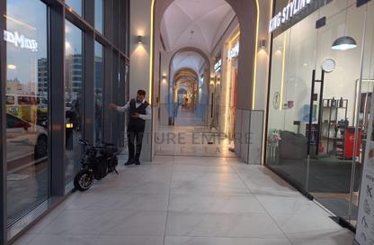 Shop - Studio - 1 for rent in Al Nasr Central Building - Oud Metha - Bur Dubai - Dubai