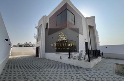 Villa - 4 - 5 for rent in Al Hooshi Villas - Hoshi - Al Badie - Sharjah Villa - 4 - 5 for rent in Al Hooshi Villas - Hoshi - Al Badie - Sharjah