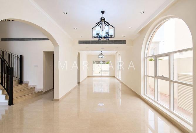 114177783 - Property Image 2