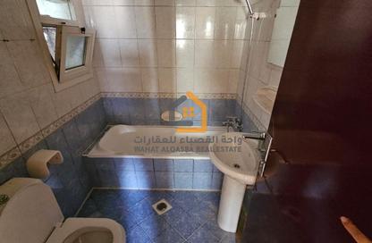 Apartment - 2 Bedrooms - 2 Bathrooms for rent in Abu Shagara building - Abu shagara - Sharjah