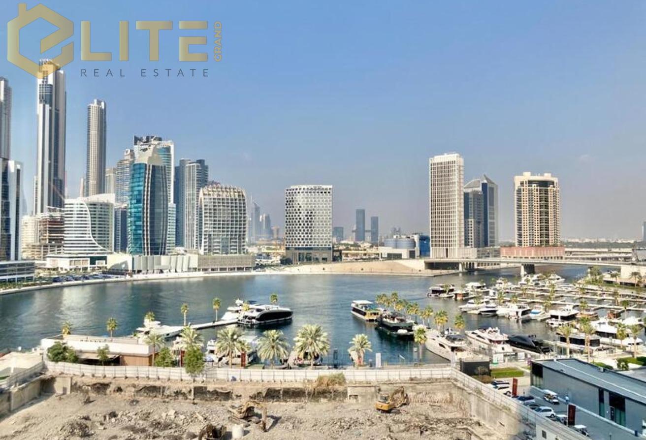 LUXURIOUS LIVING | CANAL & BURJ KHALIFA VIEW photo 27