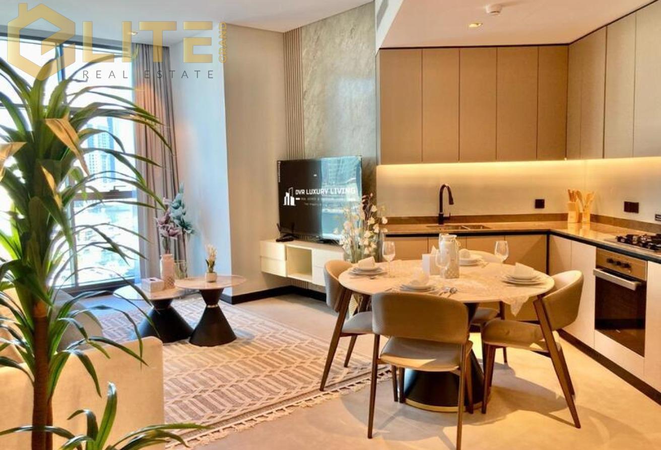 LUXURIOUS LIVING | CANAL & BURJ KHALIFA VIEW photo 11