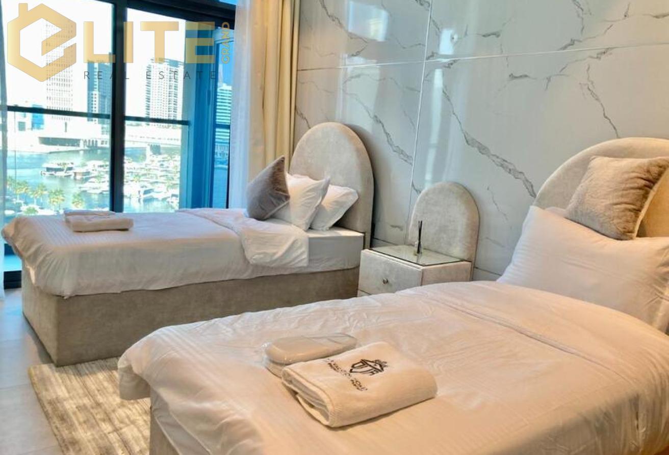 LUXURIOUS LIVING | CANAL & BURJ KHALIFA VIEW photo 5