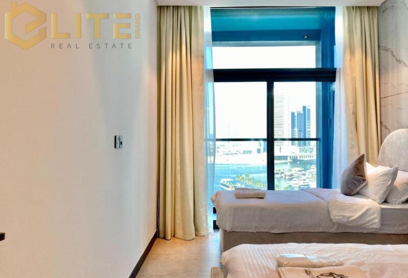 LUXURIOUS LIVING | CANAL & BURJ KHALIFA VIEW photo 8