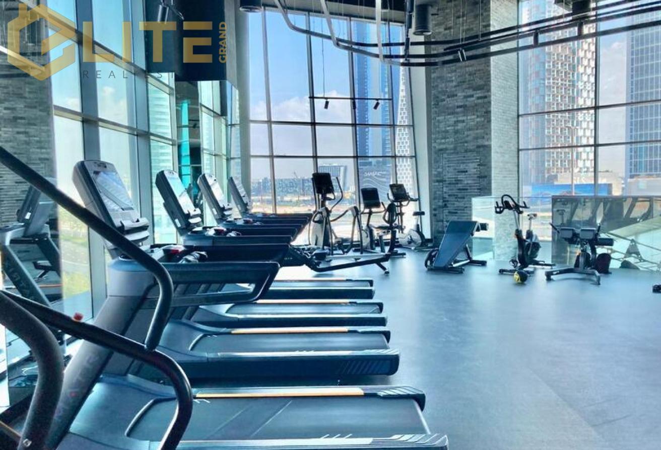 LUXURIOUS LIVING | CANAL & BURJ KHALIFA VIEW photo 28