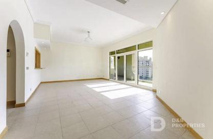 Apartment - 2 Bedrooms - 2 Bathrooms for rent in Al Dabas - Shoreline Apartments - Palm Jumeirah - Dubai