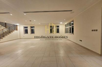 Villa - 4 Bedrooms - 5 Bathrooms for rent in District 3 - Jumeirah Park - Dubai