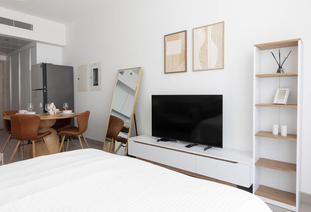 Furnished Studio Apartment | Luma21, JVC photo 4