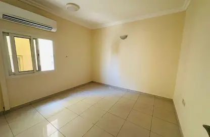 Apartment - 1 Bedroom - 2 Bathrooms for rent in Al Nabba - Sharjah