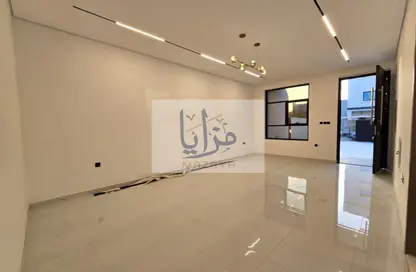 Villa - 5 Bedrooms - 7 Bathrooms for sale in Al Yasmeen 1 - Al Yasmeen - Ajman