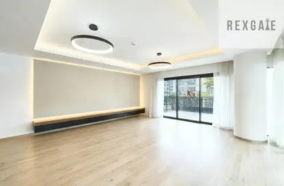 Apartment - 3 Bedrooms - 4 Bathrooms for sale in Central Park Building 1 - Central Park at City Walk - City Walk - Dubai