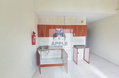 Apartment - Studio - 6 Bathrooms for rent in Muwailih Building - Muwaileh - Sharjah