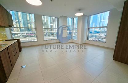 Apartment - Studio - 1 for rent in DXB Tower - Sheikh Zayed Road - Dubai Apartment - Studio - 1 for rent in DXB Tower - Sheikh Zayed Road - Dubai