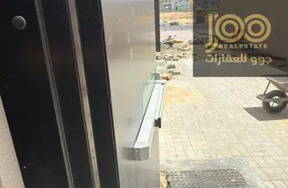 Warehouse - Studio - 1 Bathroom for rent in Umm Al Thuoob - Umm Al Quwain