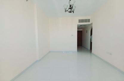 Apartment - 1 Bedroom - 2 Bathrooms for rent in SG Muwaileh Building - Muwaileh - Sharjah