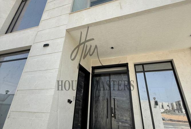 54387119 - Property Image 2