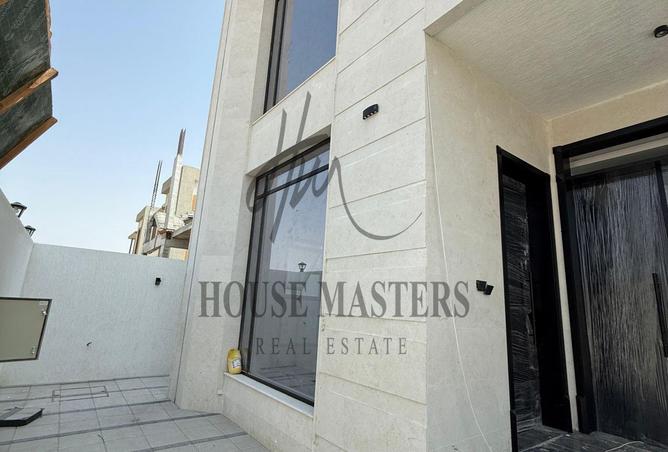 54387119 - Property Image 3