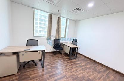 Business Centre - Studio - 2 Bathrooms for rent in Al Muraqqabat - Deira - Dubai