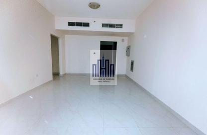 Apartment - 1 Bedroom - 2 Bathrooms for rent in Muwaileh 29 Building - Muwaileh - Sharjah