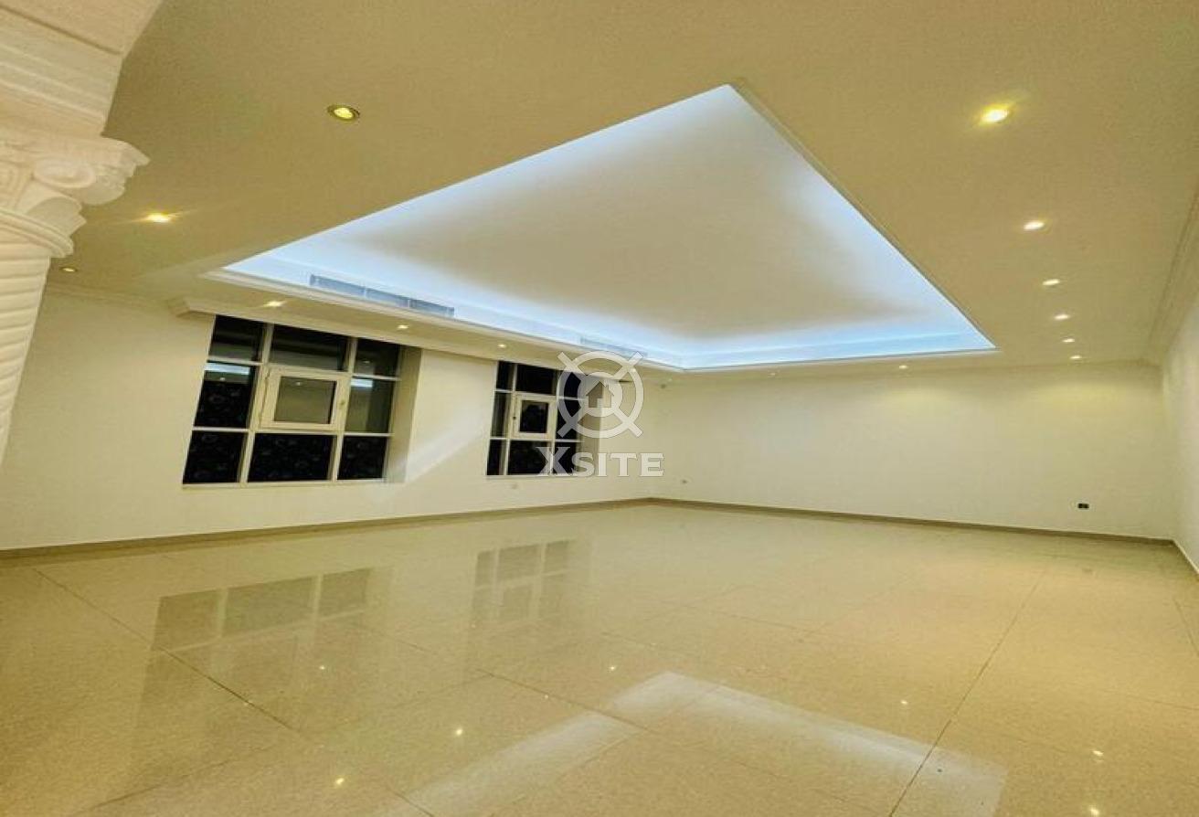 Independent 5 BR Villa|Prime Location|Huge Layout photo 6
