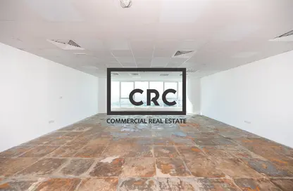 Office Space - Studio for rent in Churchill Towers - Business Bay - Dubai