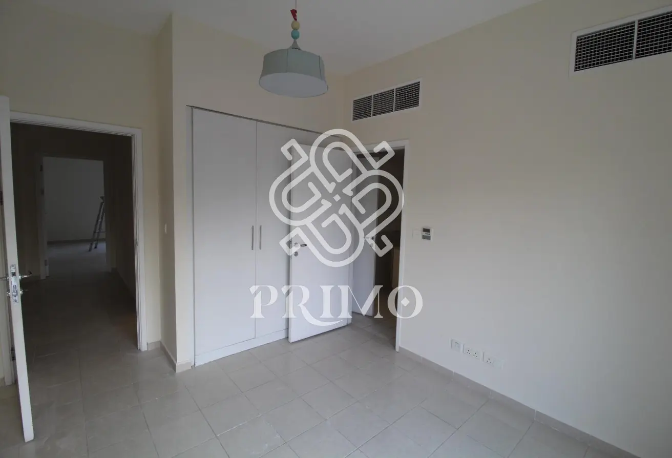 132002707 - Property Main Image
