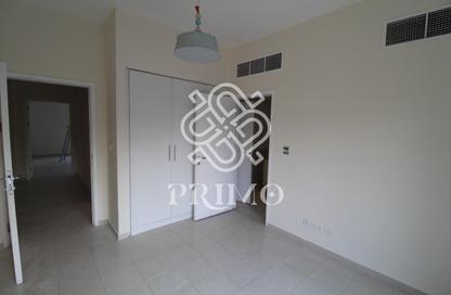 Villa - 5 Bedrooms - 5 Bathrooms for rent in Meadows 9 - Meadows - Dubai